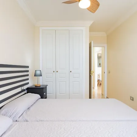 Home2book Amazing Sea Views & Terrace, El Poris *