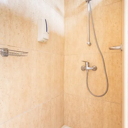 Home2book Amazing Sea Views & Terrace, El Poris * 波里斯-德阿沃纳