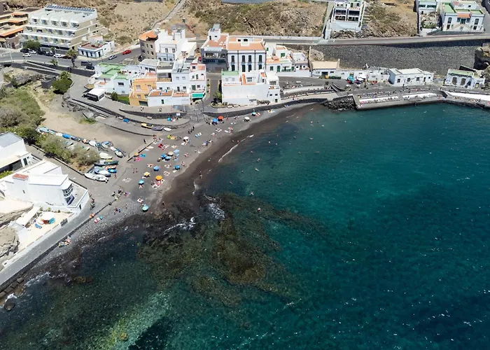 Home2book Amazing Sea Views & Terrace, El Poris