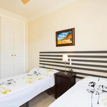 Home2book Amazing Sea Views & Terrace, El Poris *