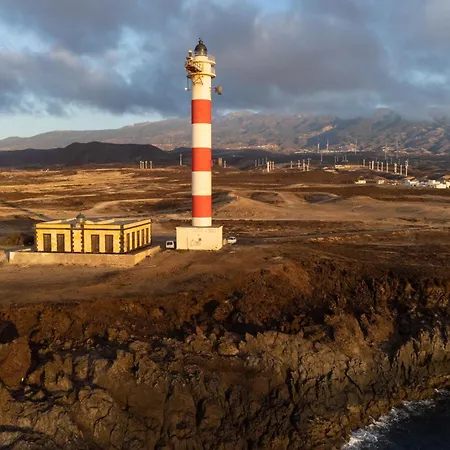 Home2book Amazing Sea Views & Terrace, El Poris Apartmán