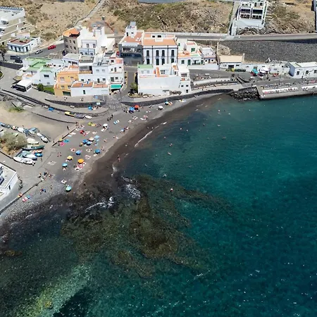 Home2book Amazing Sea Views & Terrace, El Poris